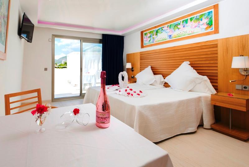 My Way Luxury Ibiza Studio - Ab Group Playa d'en Bossa Kültér fotó
